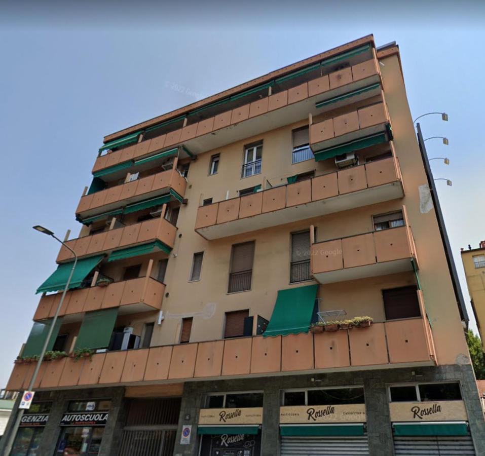 Adriano Metro & Comfort Suites - Affitti Brevi Italia Milán Exterior foto